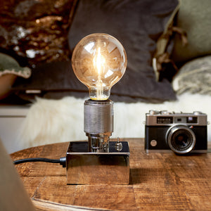 Tischlampe im Industrie - Stil aus Aluminium und Eisen 1 – Lobby Loft | Rivièra Maison - Esszett Luxury | Stilvolles Wohnen mit Charakter