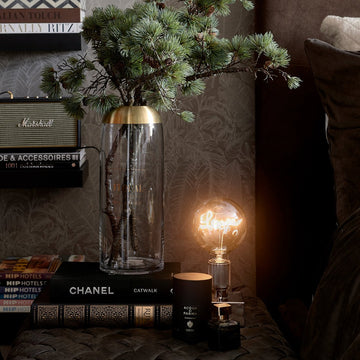 Tischlampe im Industrie - Stil aus Aluminium und Eisen 1 – Lobby Loft | Rivièra Maison - Esszett Luxury | Stilvolles Wohnen mit Charakter