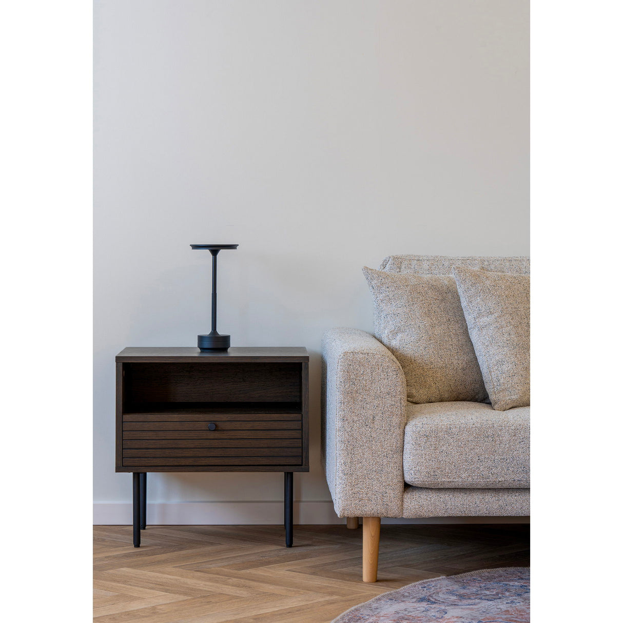 Beistelltisch – Eichenfurnier, Schublade, 50cm hoch - Kyoto | House Nordic