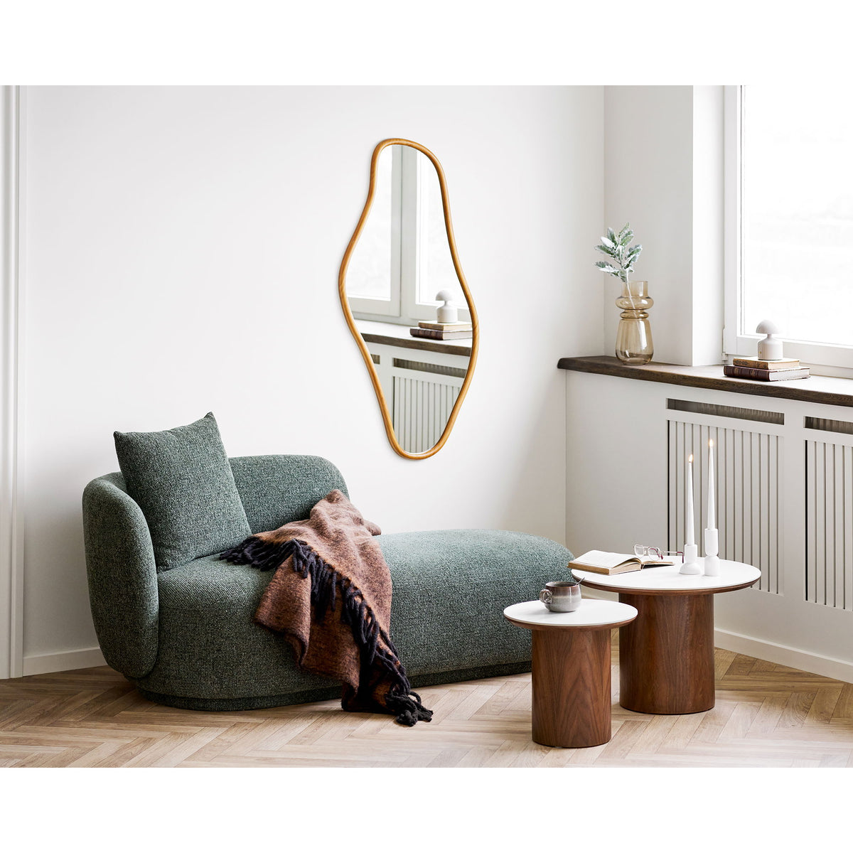 Spiegel – Natürliches Kiefernholz, Organische Form, 120 cm Höhe - Brandsby | House Nordic