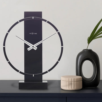 Tischuhr – Schwarzes Holz, Stahlring, Stilles Werk - Carl Klein | NeXtime