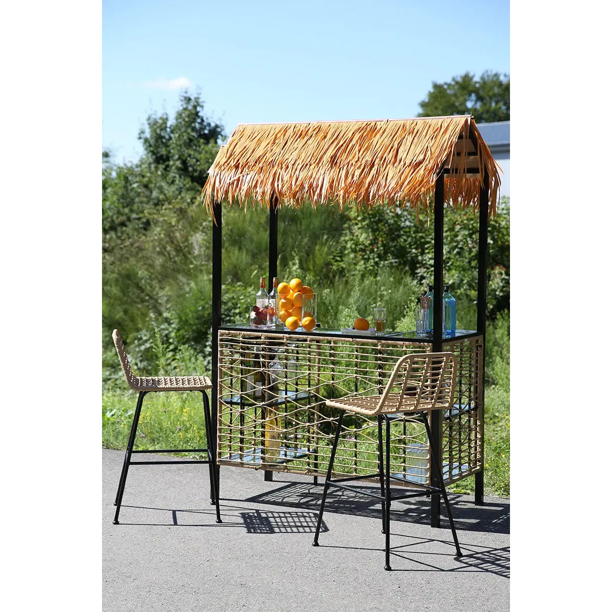 Bar – Naturfarbenes Polyrattan, Schwarzes Metall, Zwei Stühle - Hawaii | Gilde