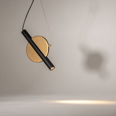 Pendelleuchte Schwarz - Goldener kreisförmiger Rahmen Integrierte LED & Modernes Design – Enigma | Maytoni - Esszett Luxury | Stilvolles Wohnen mit Charakter