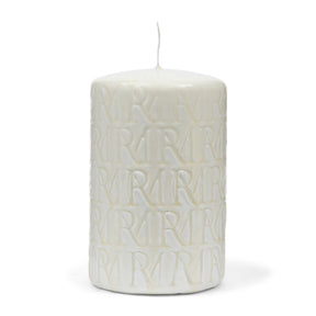 kerze Weiß Paraffin mit geprägtem Monogramm L – Monogram | Rivièra Maison - Esszett Luxury | Stilvolles Wohnen mit Charakter