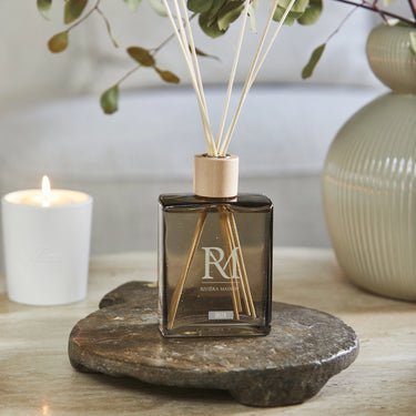 Diffuser - Glasflakon, Holzstäbchen, Raumduft, 500 ml - Ibiza | Rivièra Maison