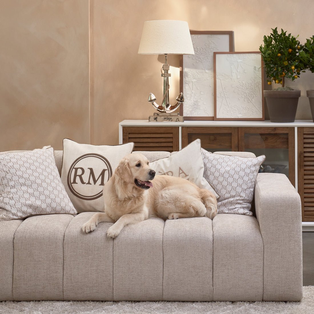 Tischlampe Silber Aluminium - Anker - Design | Rivièra Maison - Esszett Luxury | Stilvolles Wohnen mit Charakter