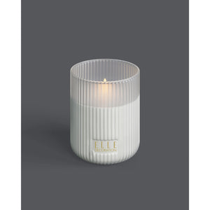 LED-Kerze – Geriffeltes Glas, Echtwachs Optik, Flackernde LED - Belleville | ELLE Decoration