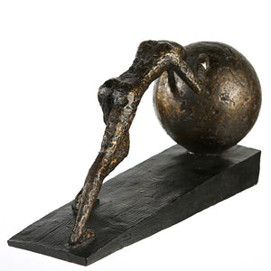 Skulptur – Kugelmotiv, Bronzefarbene Oberfläche, Spruchkarte - Heavy Ball | Gilde