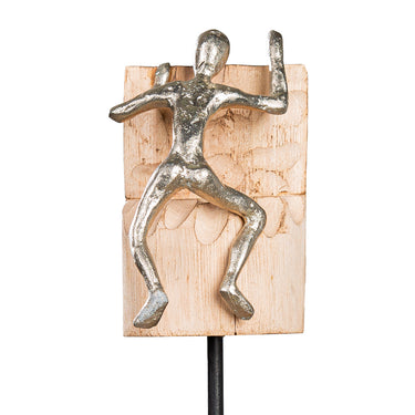 Skulptur – Naturholz Design, Kletternde Figur, Runde Form - Climbing | Gilde