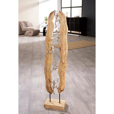 Skulptur – Klettermotiv, Aluminium Holz Design, Naturfarbenes Finish - To the Top | Gilde