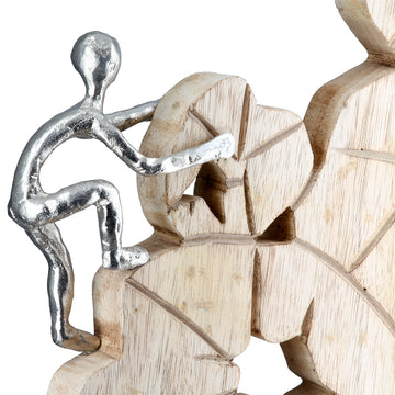 Skulptur – Mangoholz Material, Kletter Motiv, Geometrisches Design - To the Peak | Gilde