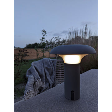 LED-Tischleuchte – Wiederaufladbar, IP44, Touch-Schalter - Ramsey | House Nordic