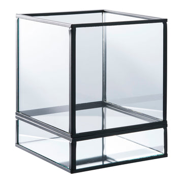 Kerzenhalter – Schwarzes Metall, Klare Glasflächen, 15 cm Höhe - Hurricane | House Nordic