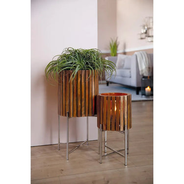 Übertopf – Braunes Holz, Silberfarbener Edelstahl, Hohe Form, 43 cm - Berkley | Gilde