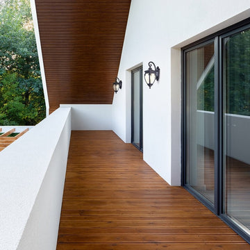 Wandleuchte mit Aluminiumrahmen in antikem Bronze und Glastrichter – Fleur | Maytoni - Esszett Luxury | Stilvolles Wohnen mit Charakter