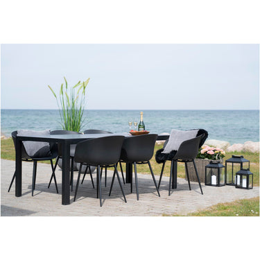 Esszimmerstuhl – PP Sitzschale, Schwarze Metallbeine, Geformte Rückenlehne - Roda | House Nordic