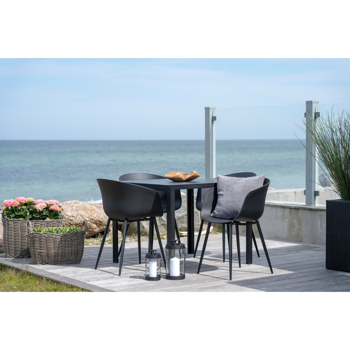 Esszimmerstuhl - Schwarz, PP-Kunststoff, schwarze Beine - Roda | House Nordic
