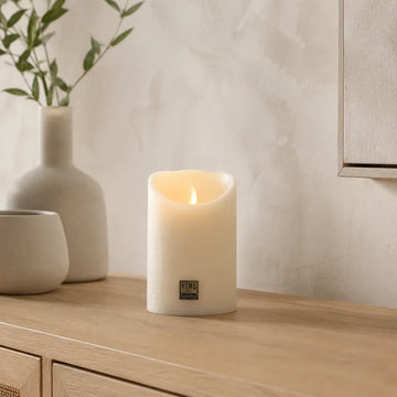 LED-Kerze – L Größe, Bewegliche Flamme, Timer-Funktion - batteriebetrieben | PTMD