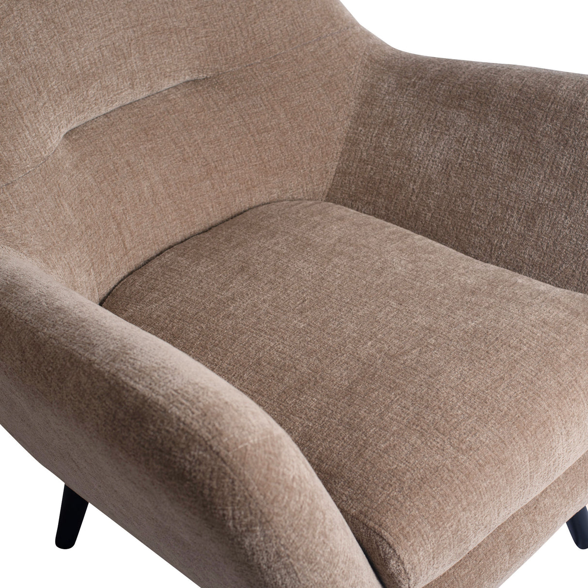 Sessel aus Stoff, Holzbeinen, moderne Polsterform – Donny | PTMD - Esszett Luxury | Stilvolles Wohnen mit Charakter