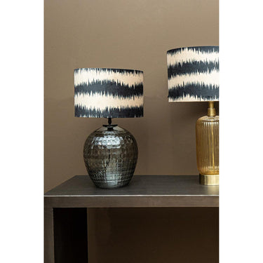 lampe aus Glas, lang, amberfarben mit goldenen Akzenten – Juliet | PTMD - Esszett Luxury | Stilvolles Wohnen mit Charakter