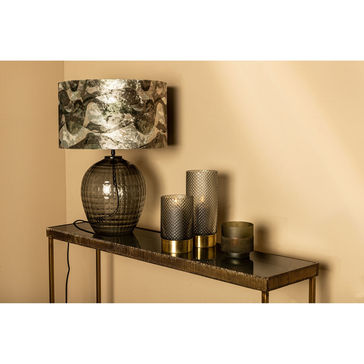 Fabric lampshade with a green color scheme and wavy stripes in a round shape, M – Mocca | PTMD