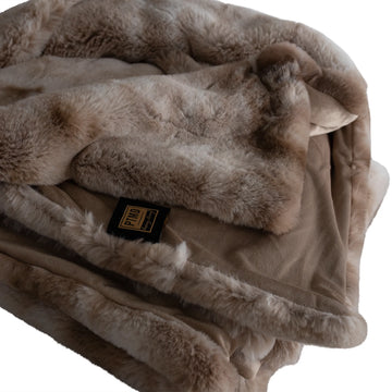 Decke – Beige Polyester, Kunstfell-Optik, Kuschelige Oberfläche, 150 x 200 cm - Linde | PTMD