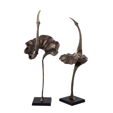 Statue – Messing Aluminium, Schwarze Basis, Skulpturales Design, L - Yobie | PTMD