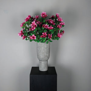 künstliche blume Azalee mit strukturreichem Blattwerk und dekorativer naturgetreuer Ausführung – Garden Flower | PTMD - Esszett Luxury | Stilvolles Wohnen mit Charakter