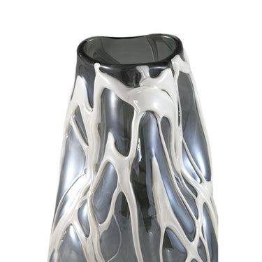 Vase aus massivem Glas mit organischer Form & dekorativer Oberflächenstruktur L – Conck | PTMD - Esszett Luxury | Stilvolles Wohnen mit Charakter
