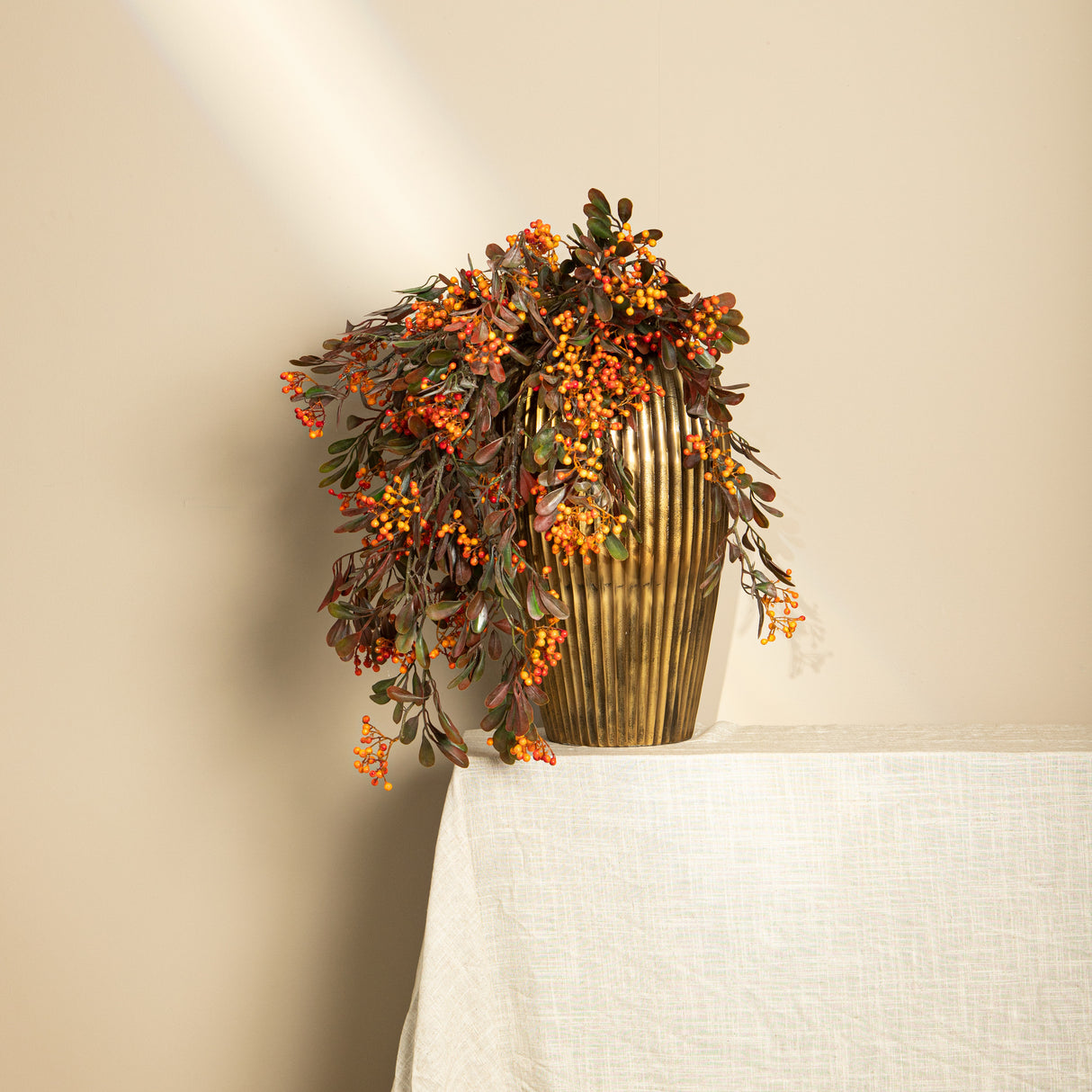 Artificial Branch – Hanging Berry Design, Leaf Texture, Coated Surface | PTMD