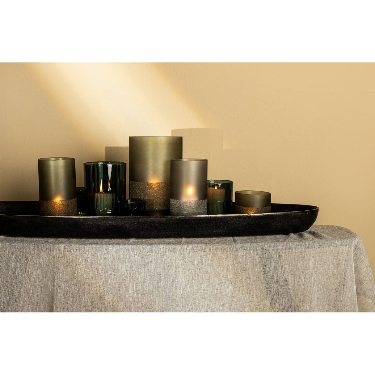 Windlicht aus Glas, grünes Finish, mattierter Boden – Miral | PTMD - Esszett Luxury | Stilvolles Wohnen mit Charakter