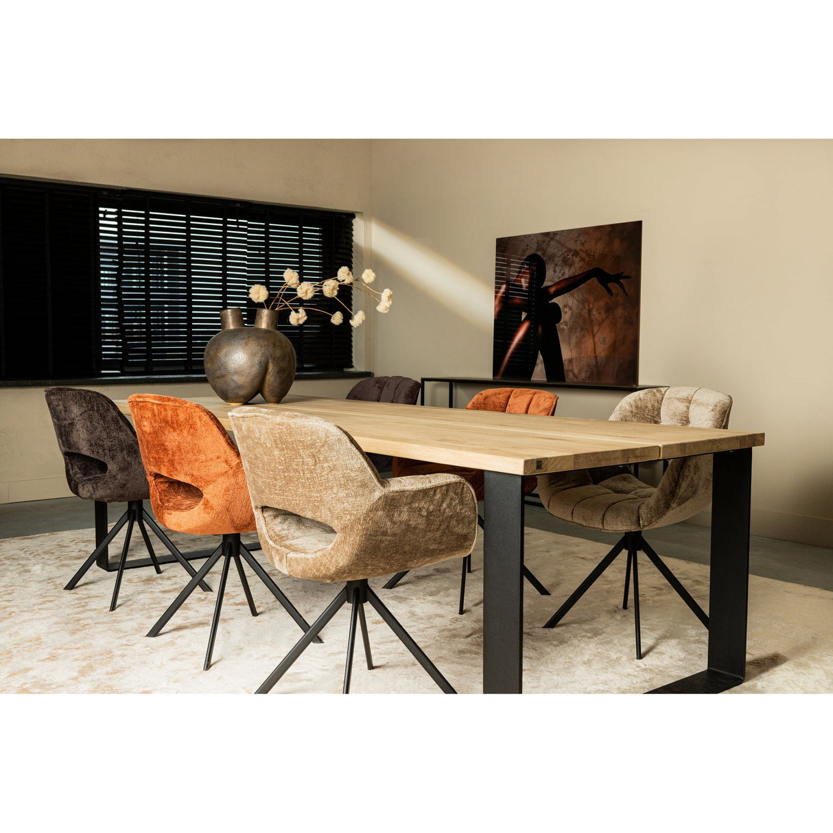 Stuhl aus Polyesterstoff, weiches gepolstertes Finish, Schalensitz mit Rückenöffnung – Link | PTMD - Esszett Luxury | Stilvolles Wohnen mit Charakter