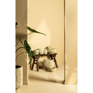 Topf – Linien Design, Runde Form, Zement Material, Creme, Niedrig, M – Gabriel | PTMD