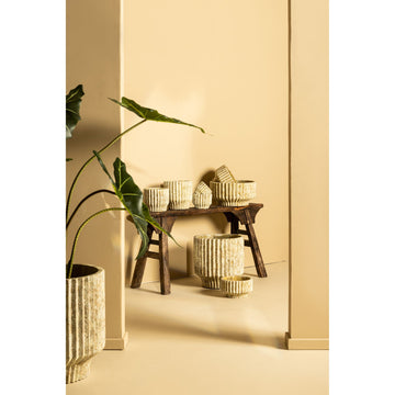 Topf – Linien Design, Runde Form, Zement Material, Creme, Niedrig, M – Gabriel | PTMD