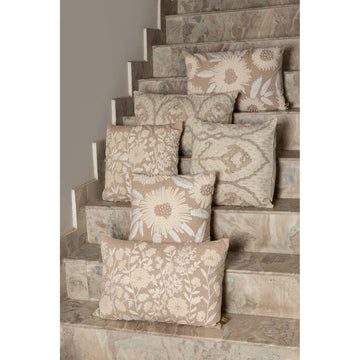Kissen – Natürliche Farbe, Große Blumen, Elegantes Design – Osten | PTMD