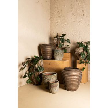 Topf – Keramik Material, Gerippte Struktur, Bronze Oberfläche – Jerzy | PTMD