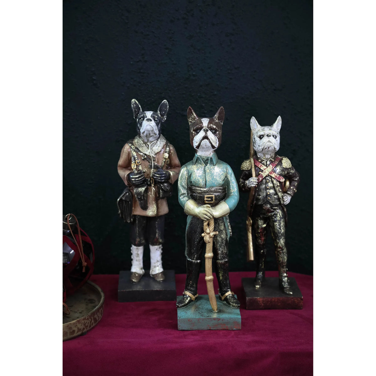 Statue – Hunde Design, Polyester Material, Grün – Arne | PTMD