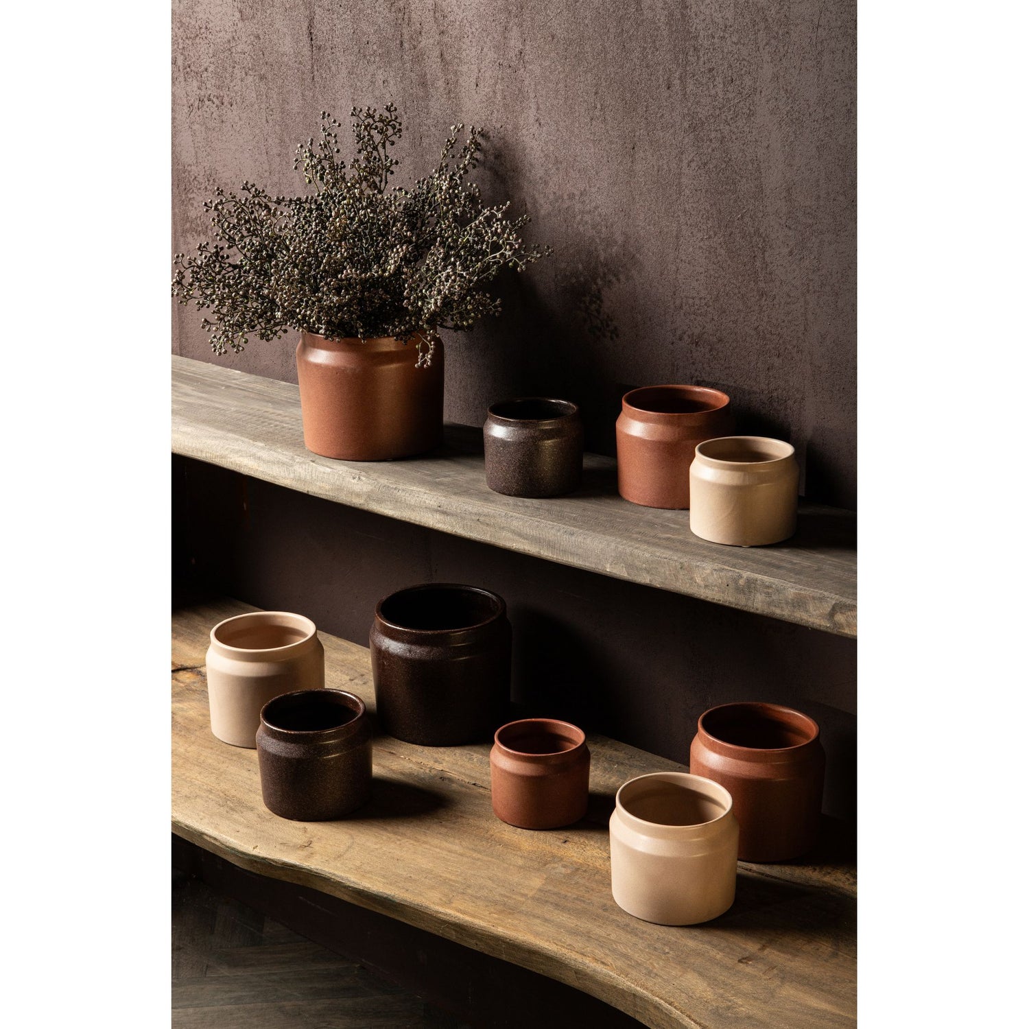 Plant Pot – Cream-colored surface, Round shape, Rim texture, Porcelain, S – Jillanne | PTMD