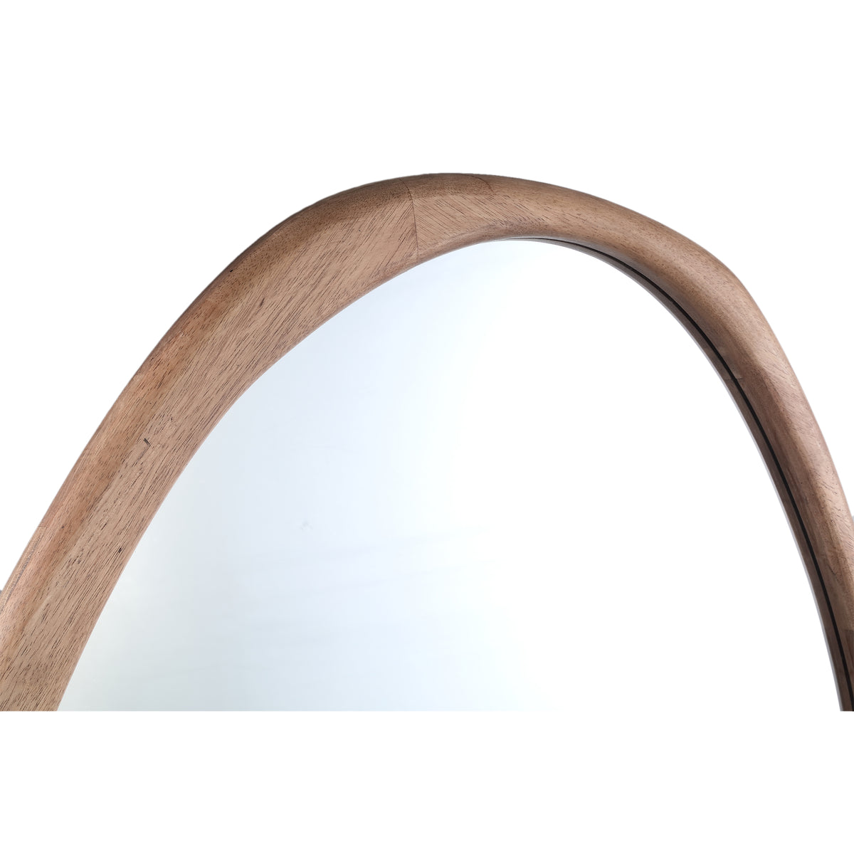 Wandspiegel aus Rubberwood- und MDF-Holz mit organischer Form, Natur-Finish und M – Neelix | PTMD