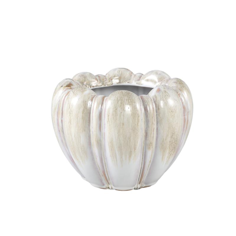 Pot – Cream-colored surface, Round shape, Strong ribbed texture, Stoneware, S – Dugan | PTMD