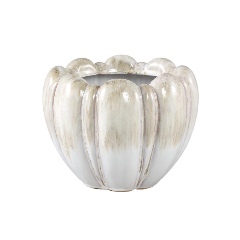 Pot – Cream-colored surface, Round shape, Robust ribbed structure, Stoneware, M – Dugan | PTMD