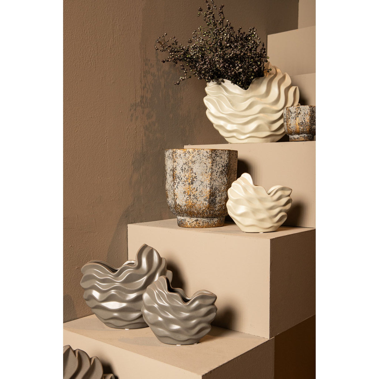 Pot – Stoneware Ceramic, Wave Design, Gray, L – Kaylagh | PTMD