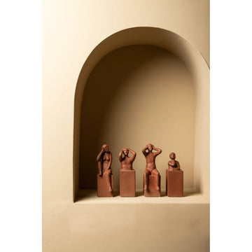 Statue – Mensch Design, Keramik Material, Braun, A – Amii | PTMD