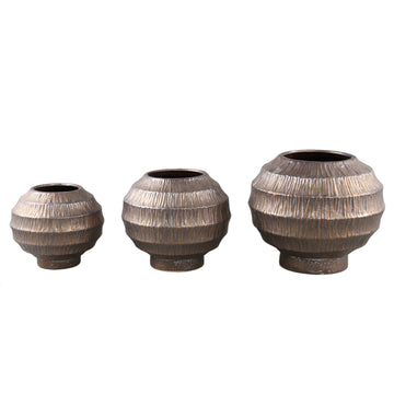 Topf – Rundes Design, Keramik Material, Gerippte Struktur, M – Cherith | PTMD