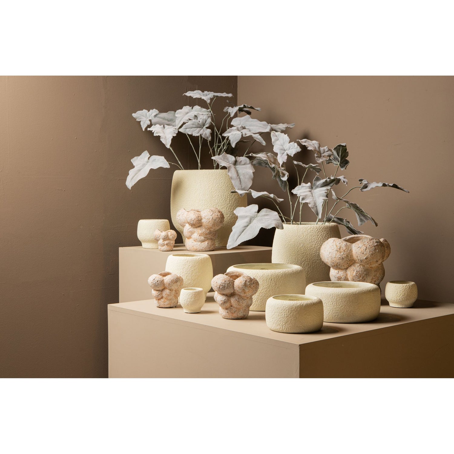 Flowerpot – Cement Material, Pedestal Design, White Color, XS – Evelynn | PTMD