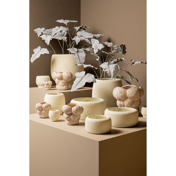 Flowerpot – Cement Material, Base Design, White Color, XXL – Evelynn | PTMD