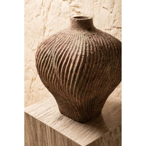 Vase – Wellen Linien, Zement Material, Runde Form ,L - Diesel | PTMD
