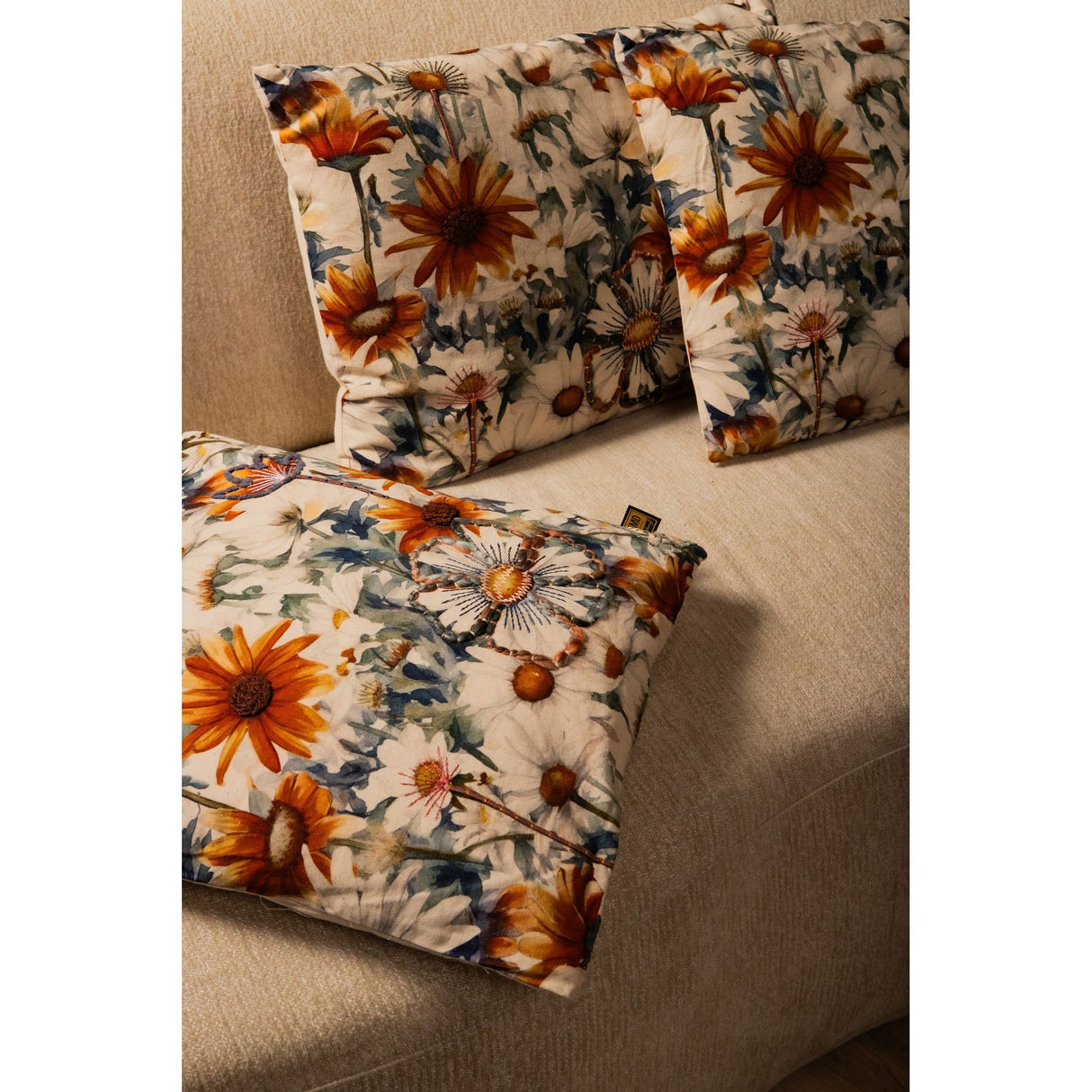 Pillow – Soft Cotton Fabric, Floral Pattern, Square Shape – Helenor | PTMD
