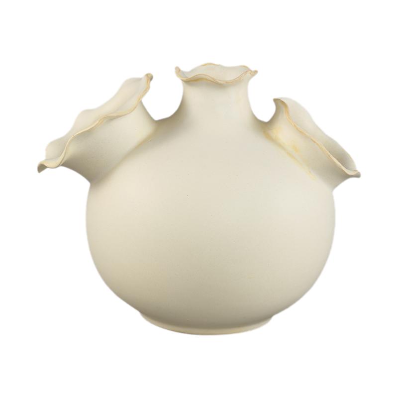 Vase - Wavy Edge Design, Cream Color, Ceramic Material, S – Umme | PTMD