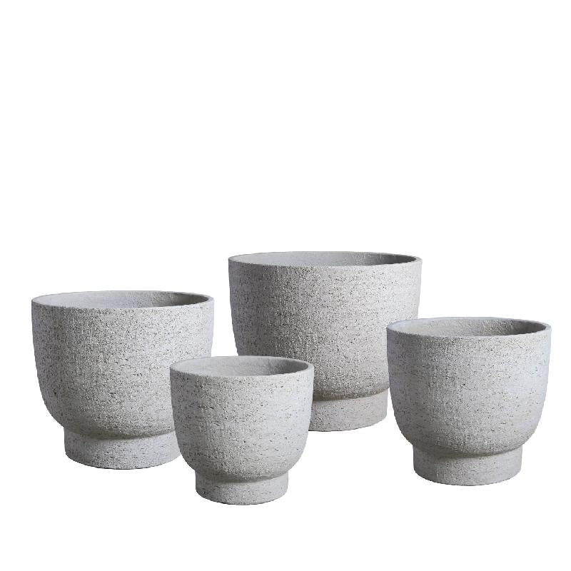 Pot - white surface, round shape, handmade, set of 4 on a foot - Pride | PTMD